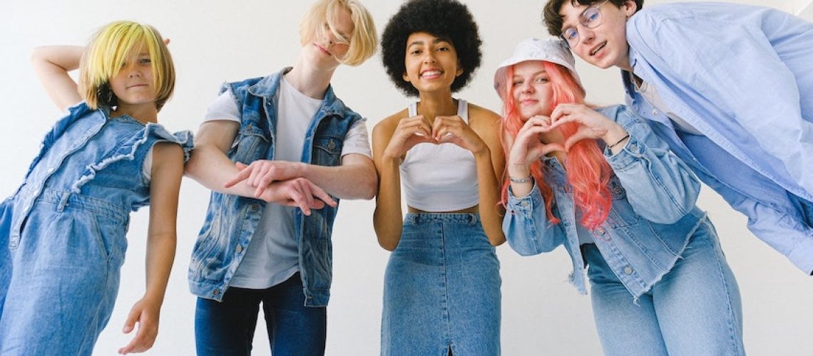 pexels-anna-shvets-5325707